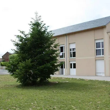 Guest house La Maison Des Cent Vallees 2*