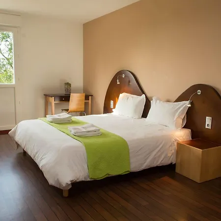 Guest house La Maison Des Cent Vallees Naucelle