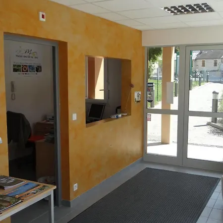 Guest house La Maison Des Cent Vallees Naucelle
